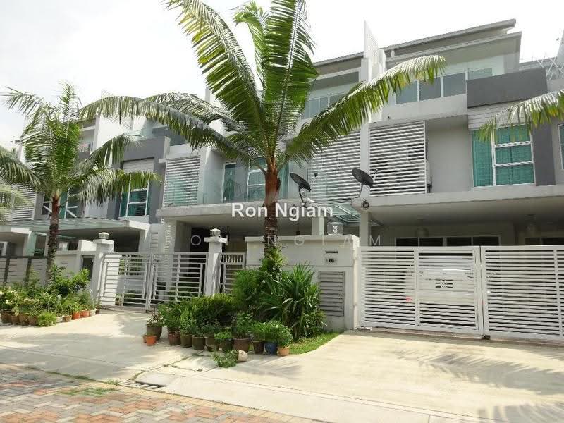 Rumah Teres 2.5-Tingkat untuk Dijual di Putra Heights (Subang Jaya) - Ron Ngiam - PropertyGuru.com.my