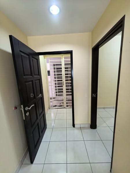 Condominium for Rent at Indah Alam (Subang Andaman) - Daren Tan - Entrance - PropertyGuru.com.my