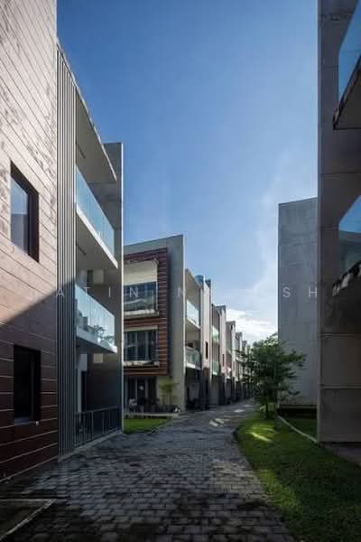 Rumah Bandar untuk Dijual di Bandar Sri Damansara (Selangor) - Jatin Naresh - Exterior - PropertyGuru.com.my