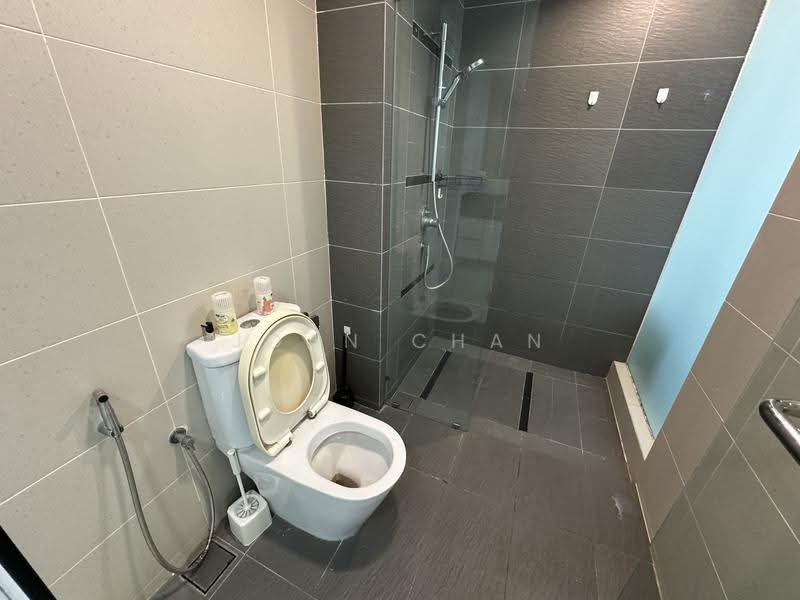 Service Residence for Rent at Tropicana Avenue - Joan Chan - Bathroom - PropertyGuru.com.my