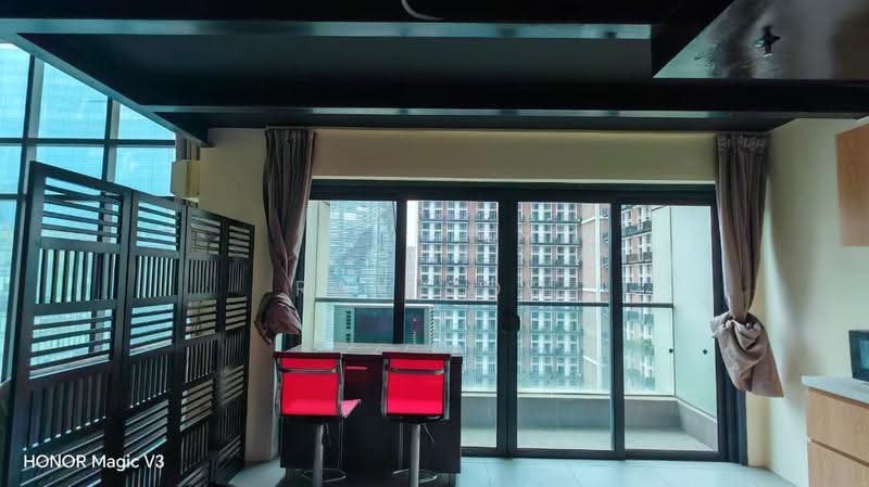 Kondominium untuk Dijual di My Loft @ Empire City - Ray Soo - Balcony - PropertyGuru.com.my