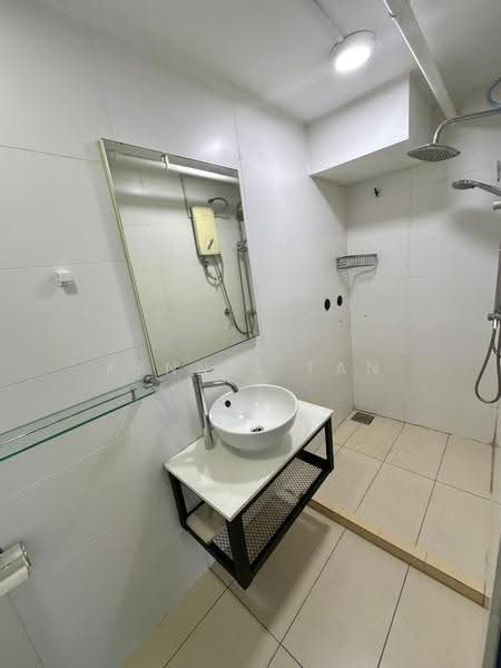 Kediaman Servis untuk Dijual di Colonial @ Empire City - Kennis Tan - PropertyGuru.com.my