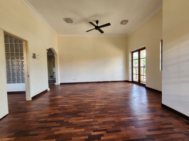 Semi-Detached House for Sale in Mutiara Damansara (Selangor) - Grace Tan - Living Room - PropertyGuru.com.my