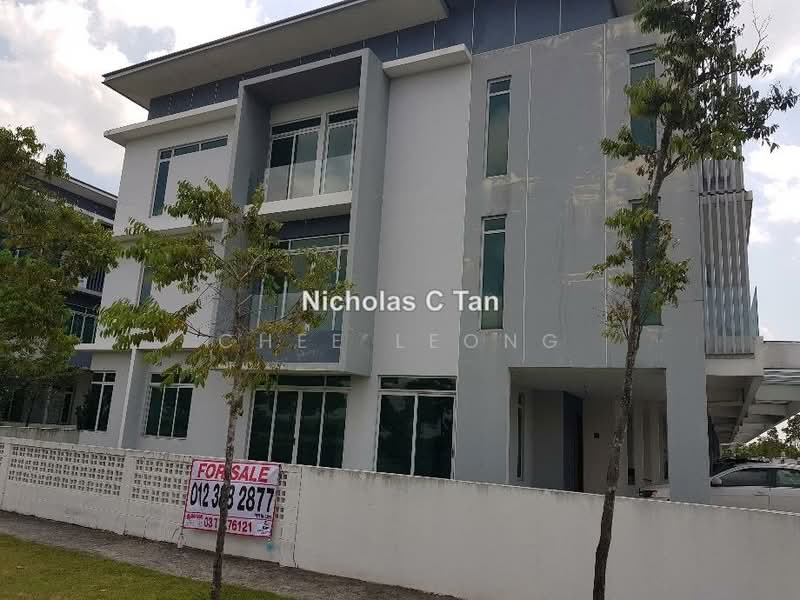 3-storey Terraced House for Sale in D'Island (Puchong) - Chee Leong Tan - PropertyGuru.com.my