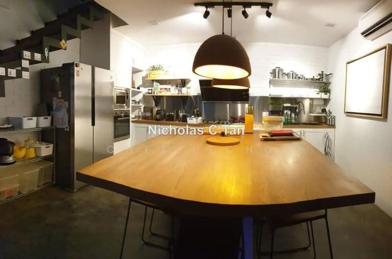 Kediaman Servis untuk Dijual di Centrio Pantai Hillpark - Chee Leong Tan - PropertyGuru.com.my