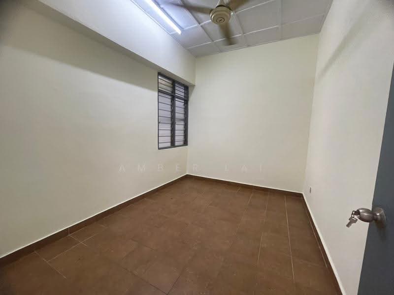 Rumah Flat untuk Dijual di Kuchai Entrepreneurs Park - Amber Lai - PropertyGuru.com.my