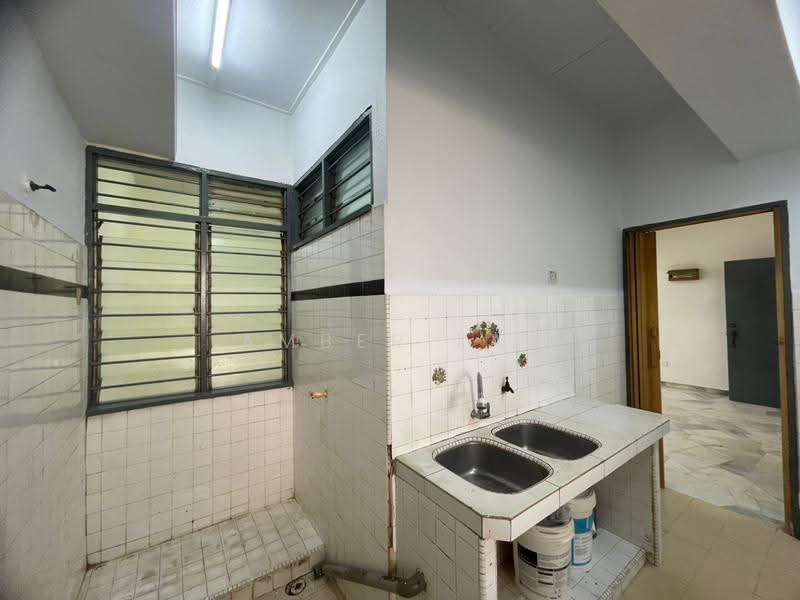 Rumah Flat untuk Dijual di Kuchai Entrepreneurs Park - Amber Lai - PropertyGuru.com.my