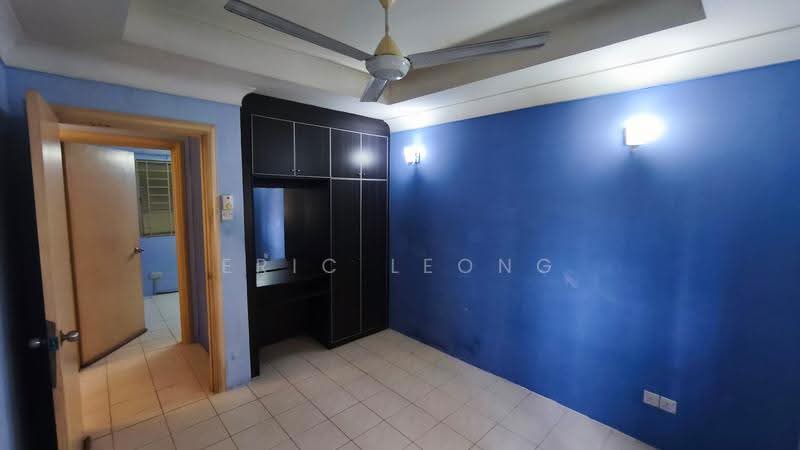 Apartment for Sale at Vistaria - Eric Leong - Bedroom - PropertyGuru.com.my