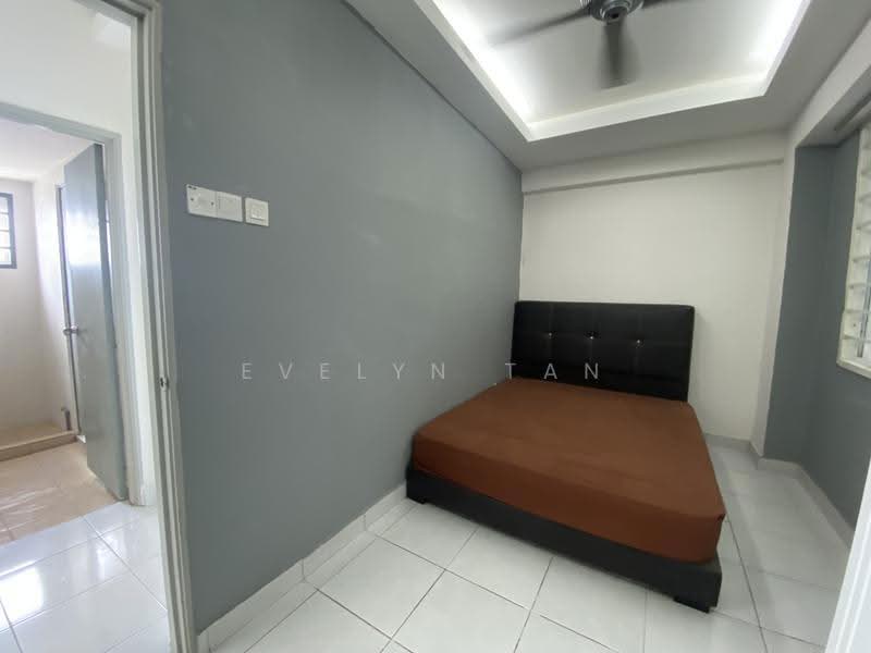 Kediaman Servis untuk Dijual di Main Place Residence - Evelyn Tan - PropertyGuru.com.my