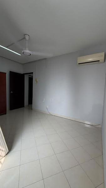 Condominium for Rent at Sri Impian Condominium - Joe Vivek - Interior - PropertyGuru.com.my