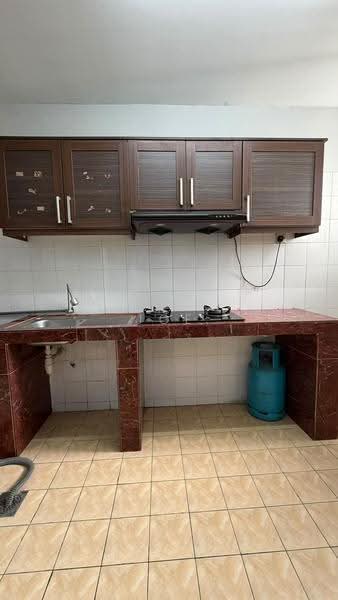 Condominium for Rent at Sri Impian Condominium - Joe Vivek - Kitchen - PropertyGuru.com.my