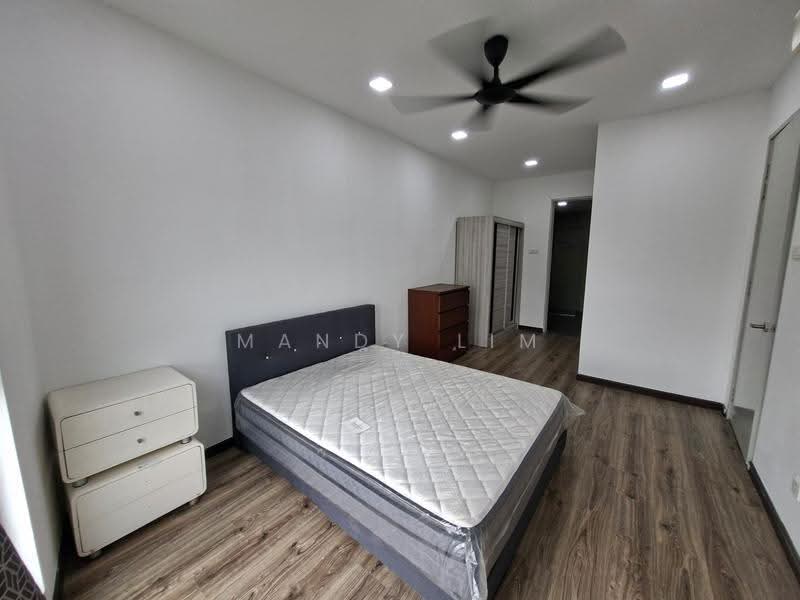 Kondominium untuk Disewa di Cristal Serin Residence - Mandy Lim - Bedroom - PropertyGuru.com.my