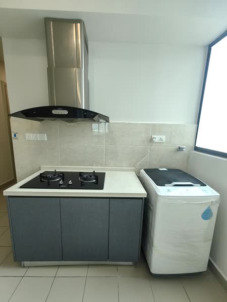 Condominium for Sale at KM1 East - Mak Oliver - Kitchen - PropertyGuru.com.my