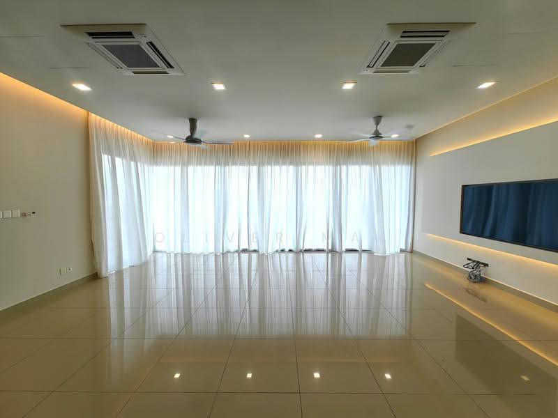 Condominium for Sale at KM1 East - Mak Oliver - Living Room - PropertyGuru.com.my