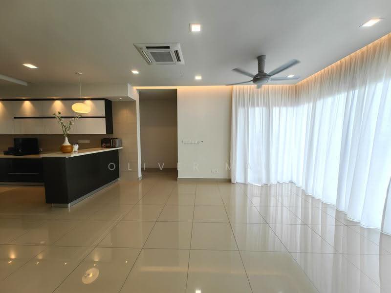 Condominium for Sale at KM1 East - Mak Oliver - Kitchen - PropertyGuru.com.my