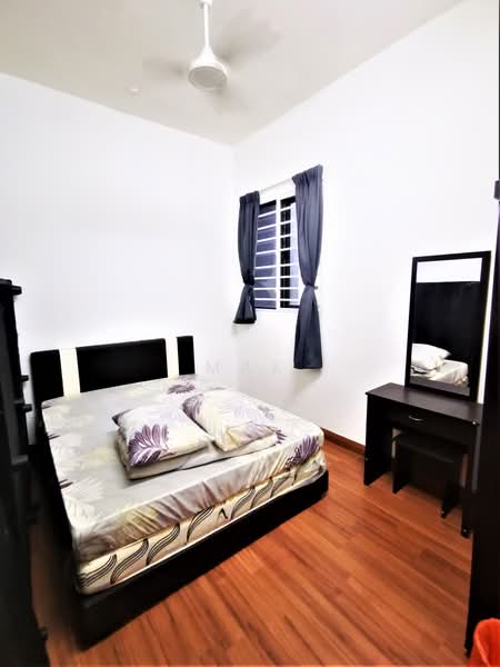 Condominium for Sale at KM1 West - Mak Oliver - Bedroom - PropertyGuru.com.my