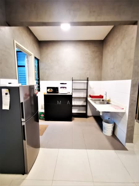 Condominium for Sale at KM1 West - Mak Oliver - Kitchen - PropertyGuru.com.my