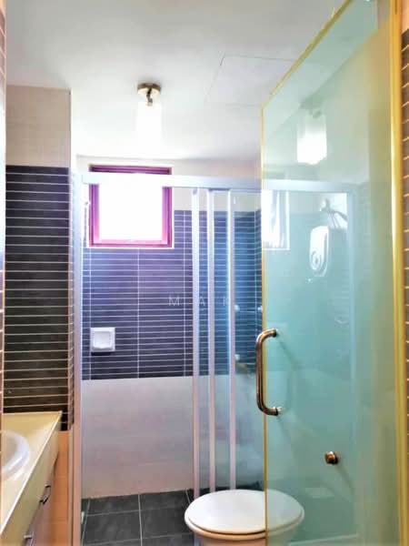 Condominium for Sale at Savanna Condominium - Mak Oliver - Bathroom - PropertyGuru.com.my