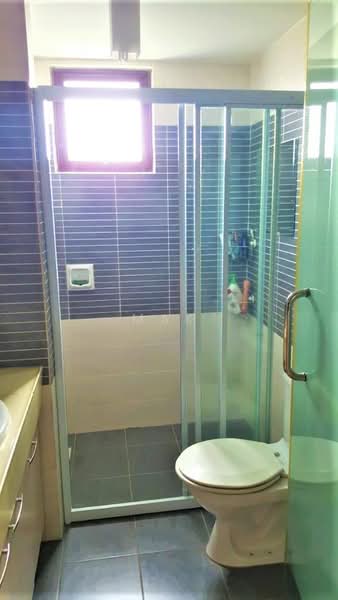 Condominium for Sale at Savanna Condominium - Mak Oliver - Bathroom - PropertyGuru.com.my