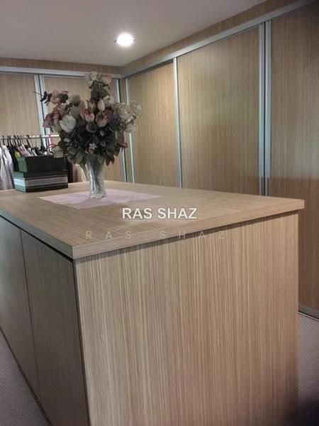 Rumah Banglo untuk Dijual di Furnished Designed Banglo Cantik (Shah Alam) - Ras Shaz - PropertyGuru.com.my