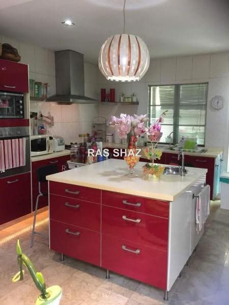 Rumah Banglo untuk Dijual di Furnished Designed Banglo Cantik (Shah Alam) - Ras Shaz - PropertyGuru.com.my