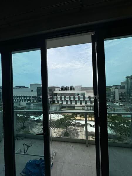 Kediaman Servis untuk Dijual di Imperia - Carol Tan - Balcony - PropertyGuru.com.my