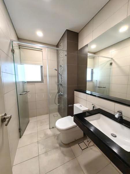 Condominium for Sale at KM1 East - Mak Oliver - Bathroom - PropertyGuru.com.my