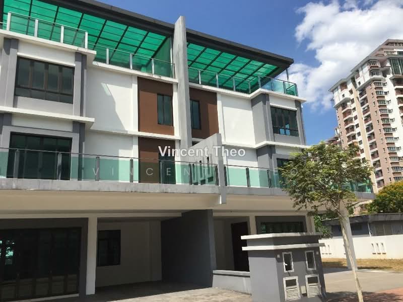 Rumah Berkembar untuk Dijual di Ampang (Selangor) - Vincent Theo - PropertyGuru.com.my