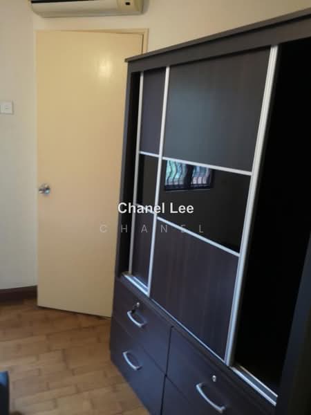 3-storey Terraced House for Sale in Valencia (Sungai Buloh) - Chanel Lee - PropertyGuru.com.my