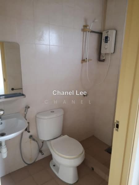 3-storey Terraced House for Sale in Valencia (Sungai Buloh) - Chanel Lee - PropertyGuru.com.my