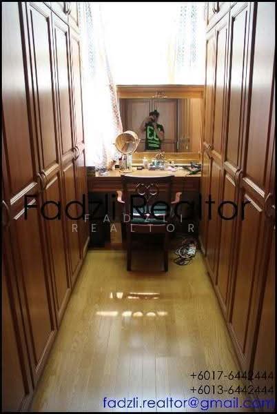 Bungalow House for Sale in BluWater Estate (Seri Kembangan) - Fadzli Realtor - PropertyGuru.com.my