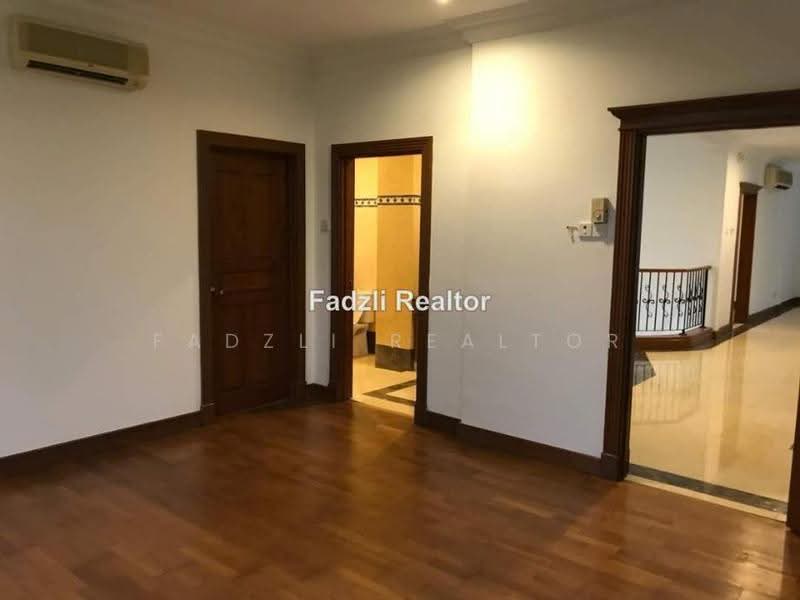 Bungalow House for Rent in Bluwater Estate Mines (Seri Kembangan) - Fadzli Realtor - PropertyGuru.com.my
