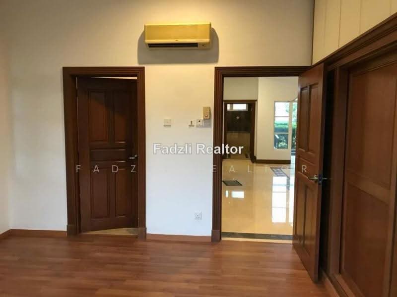 Bungalow House for Rent in Bluwater Estate Mines (Seri Kembangan) - Fadzli Realtor - PropertyGuru.com.my