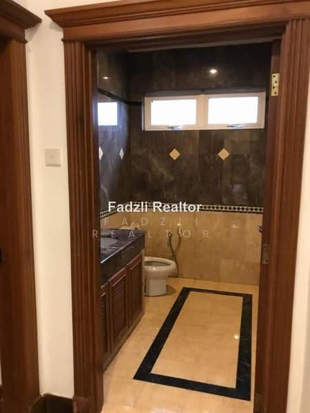 Bungalow House for Rent in Bluwater Estate Mines (Seri Kembangan) - Fadzli Realtor - PropertyGuru.com.my