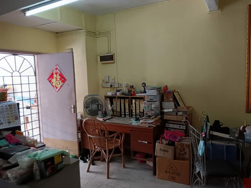 Rumah Teres 2 Tingkat untuk Dijual di Taman Daya (Kepong) - Jim Lee - Study - PropertyGuru.com.my