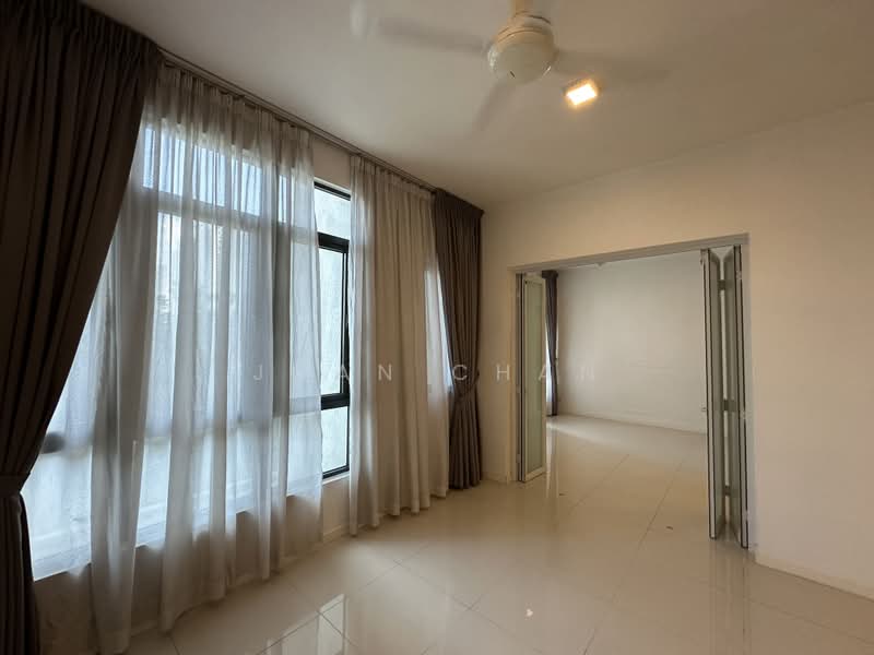 Kediaman Servis untuk Disewa di Tropicana Avenue - Joan Chan - Living Room - PropertyGuru.com.my