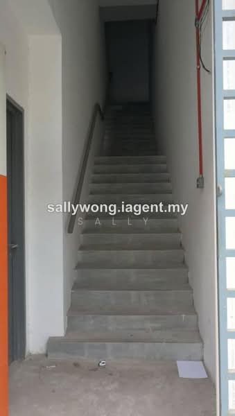 Terrace Factory for Sale in Sungai Buloh (Selangor) - Sally Wong - PropertyGuru.com.my