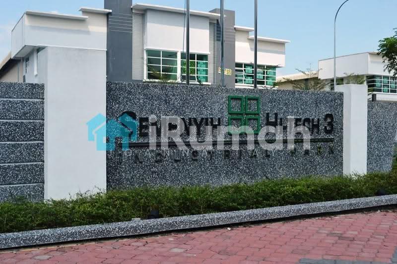 Semi-D Factory for Sale in Kampung Sungai Lalang (Semenyih) - Joanna Tay - Exterior - PropertyGuru.com.my