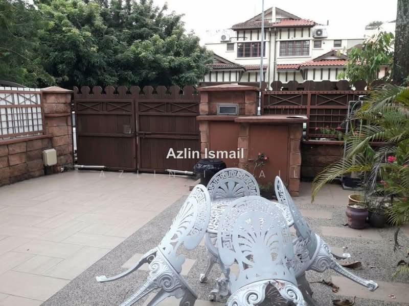 2-storey Terraced House for Sale in Bukit Jelutong (Shah Alam) - Azlin Ismail - PropertyGuru.com.my