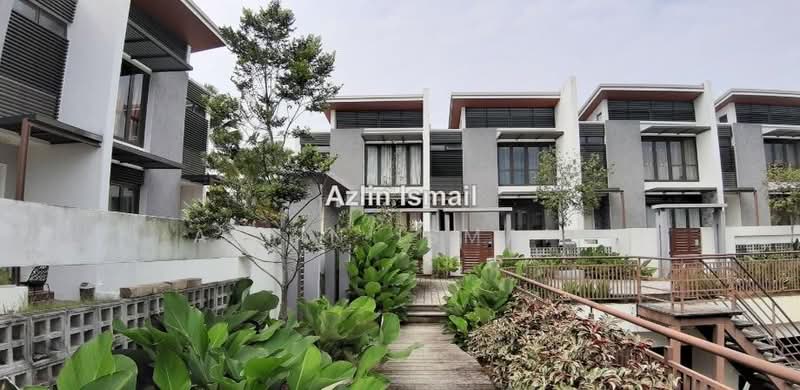 Rumah Teres 3-Tingkat untuk Dijual di Symphony Hills (Cyberjaya) - Azlin Ismail - PropertyGuru.com.my