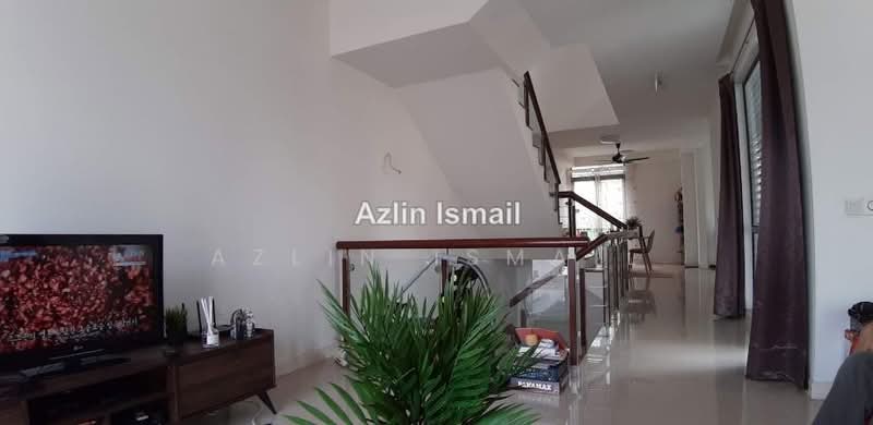 Rumah Teres 3-Tingkat untuk Dijual di Symphony Hills (Cyberjaya) - Azlin Ismail - PropertyGuru.com.my