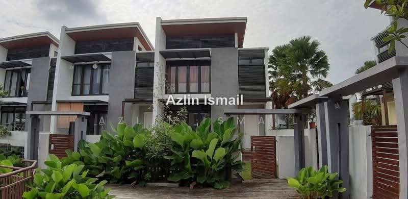 Rumah Teres 3-Tingkat untuk Dijual di Symphony Hills (Cyberjaya) - Azlin Ismail - PropertyGuru.com.my