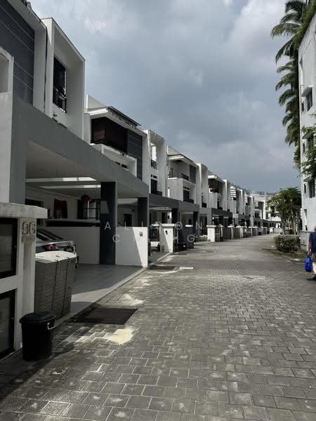 Semi-Detached House for Sale in Sungai Ara (Penang) - Alison Chng - PropertyGuru.com.my