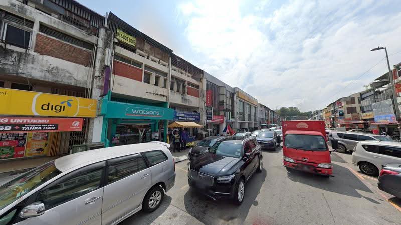 Shop for Rent in Kuala Lumpur (Jalan Klang Lama (Old Klang Road)) - Vic Tan - Exterior - PropertyGuru.com.my