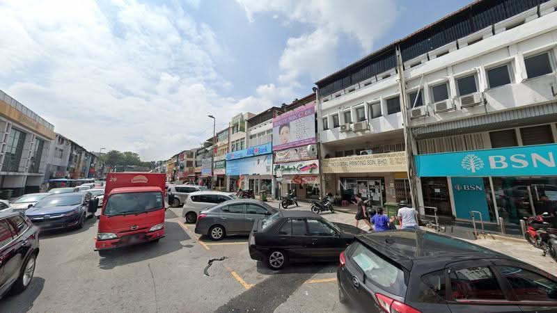 Shop for Rent in Kuala Lumpur (Jalan Klang Lama (Old Klang Road)) - Vic Tan - Exterior - PropertyGuru.com.my