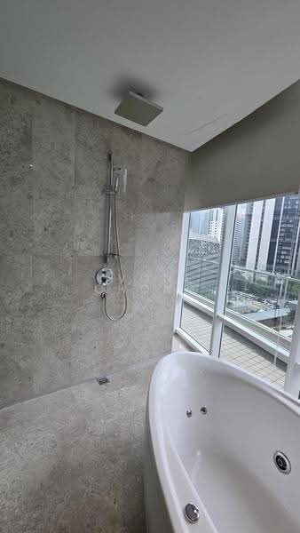 Service Residence for Rent at The Oval - Yvone Chong - Bathroom - PropertyGuru.com.my
