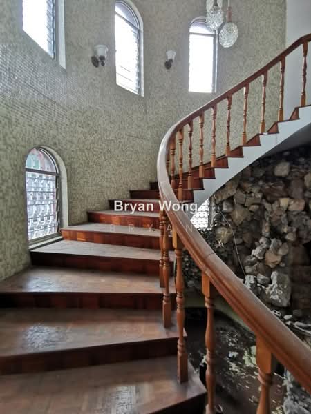 Bungalow House for Sale in Section 17/13a, Jalan 17/13a (Petaling Jaya) - Bryan Wong - PropertyGuru.com.my