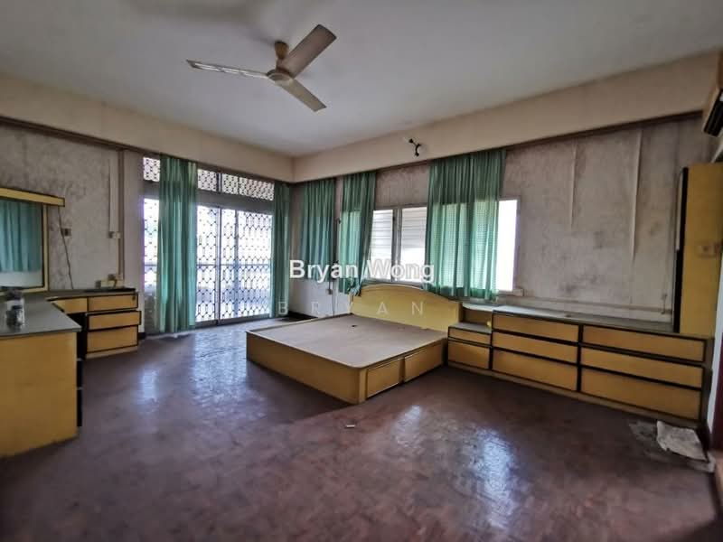 Bungalow House for Sale in Section 17/13a, Jalan 17/13a (Petaling Jaya) - Bryan Wong - PropertyGuru.com.my