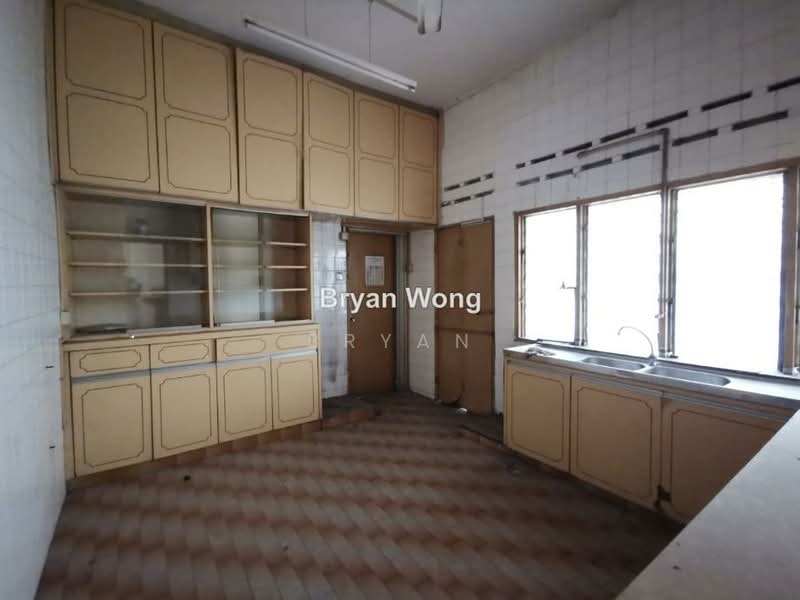 Bungalow House for Sale in Section 17/13a, Jalan 17/13a (Petaling Jaya) - Bryan Wong - PropertyGuru.com.my