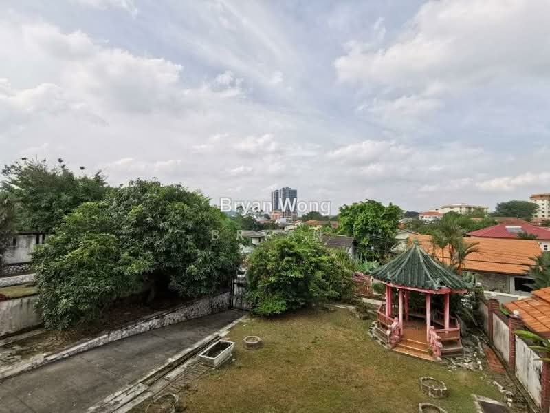 Bungalow House for Sale in Section 17/13a, Jalan 17/13a (Petaling Jaya) - Bryan Wong - PropertyGuru.com.my